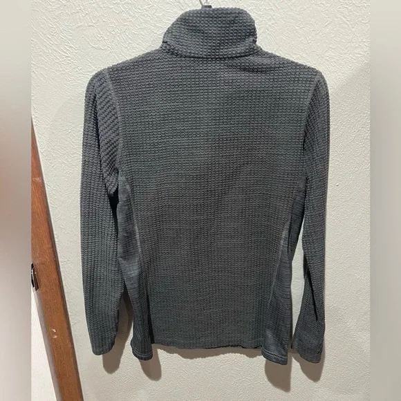 Columbia Women's Gray Quarter-Zip Sweatshirt Lightweight Super Soft EUC Size S - Picture 3 of 4